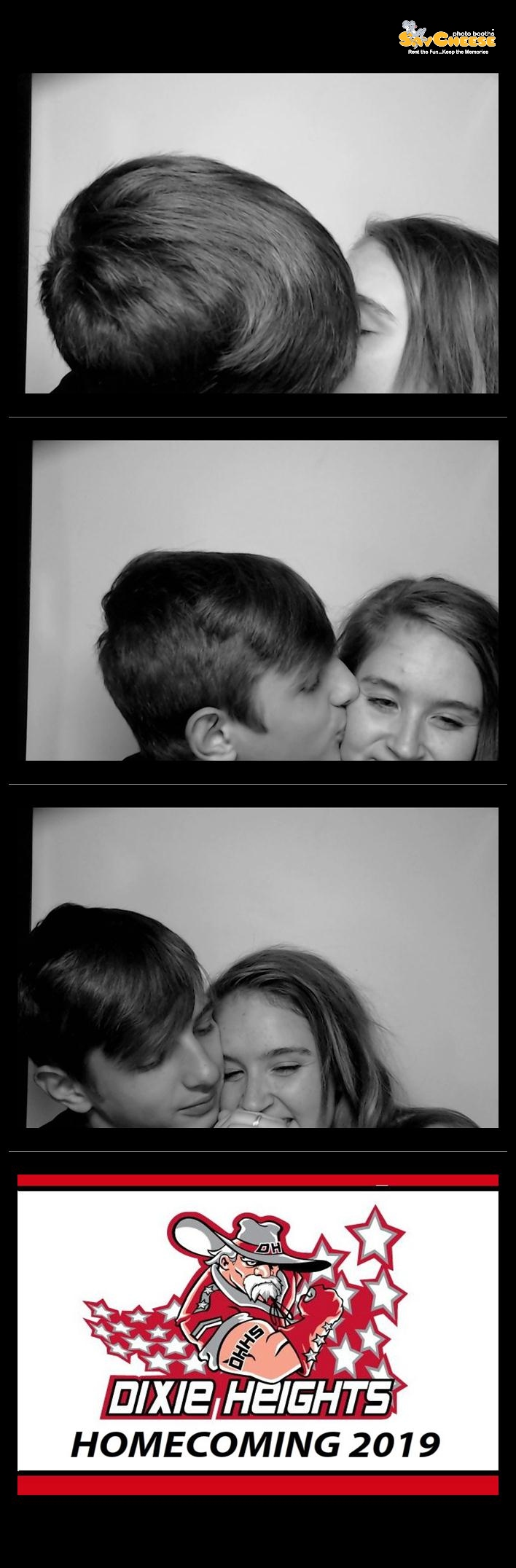 Dixie Heights Homecoming  | View more photos from the event at gallery.saycheesephotobooth.com/u/SayCheesePhotoBooth/Dixie-Heights-Homecoming