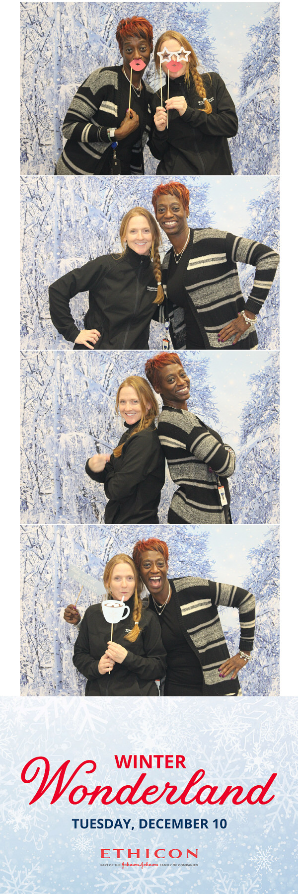 Ethicon Winter Wonderland  | View more photos from the event at gallery.saycheesephotobooth.com/u/SayCheesePhotoBooth/Ethicon-Winter-Wonderland
