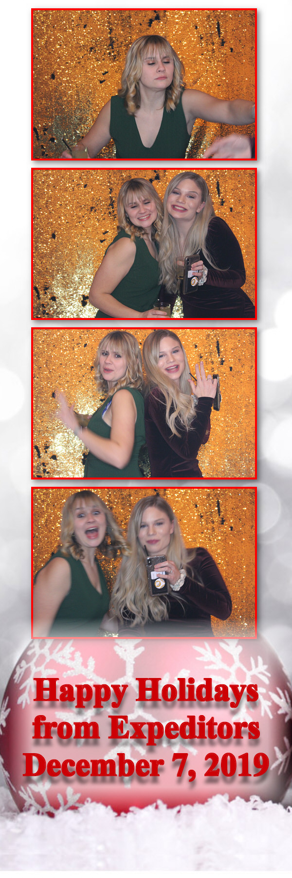 Expeditors Holiday Party  | View more photos from the event at gallery.saycheesephotobooth.com/u/SayCheesePhotoBooth/Expeditors-Holiday-Party
