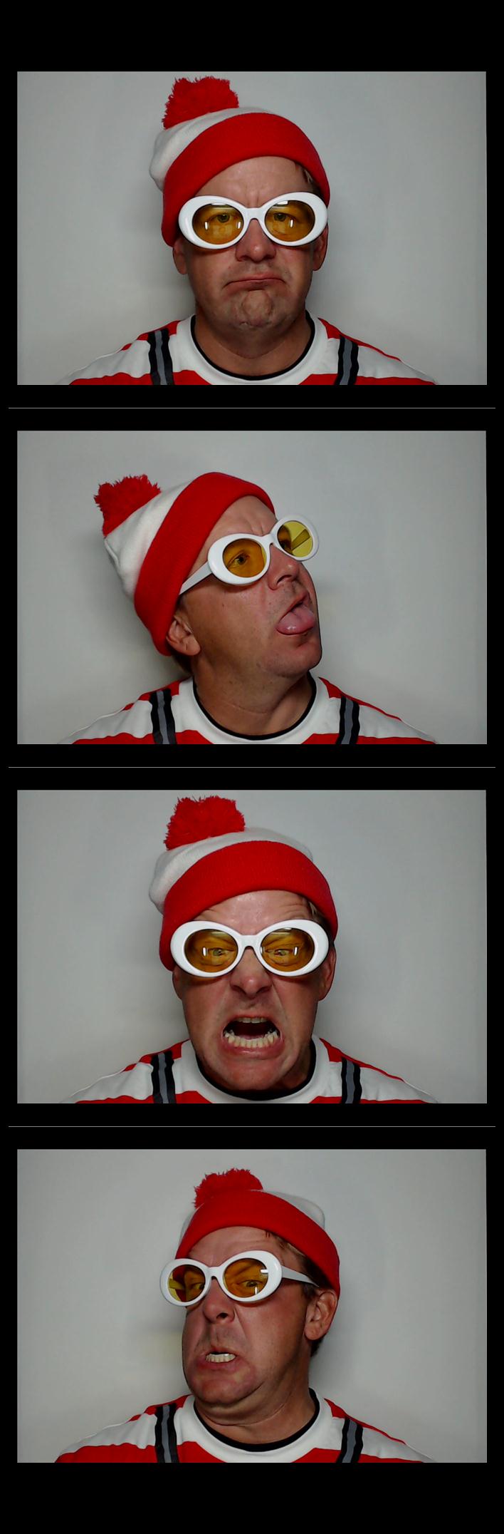 Four Bridges Halloween Party  | View more photos from the event at gallery.saycheesephotobooth.com/u/SayCheesePhotoBooth/Four-Bridges-Halloween-Party