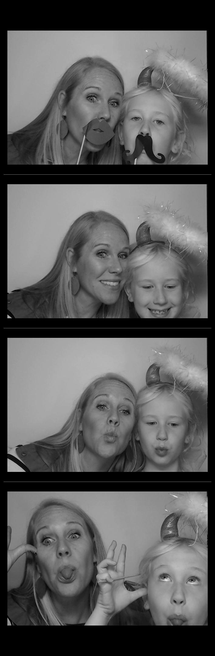 Four Bridges Halloween Party  | View more photos from the event at gallery.saycheesephotobooth.com/u/SayCheesePhotoBooth/Four-Bridges-Halloween-Party