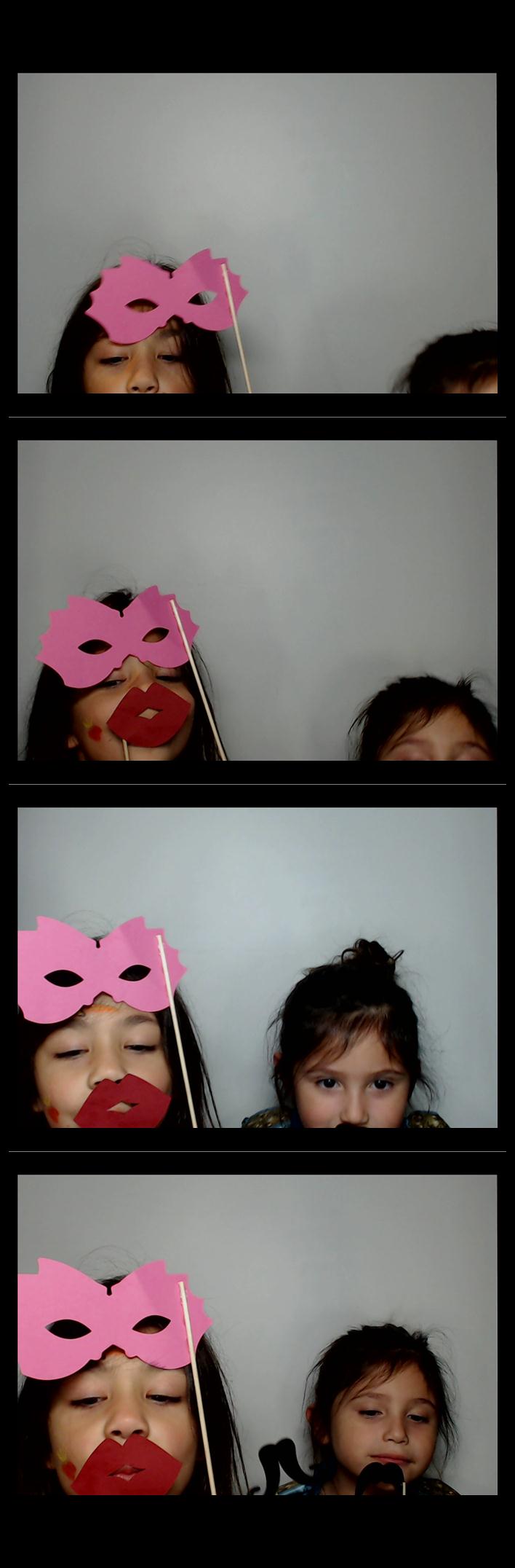 Four Bridges Halloween Party  | View more photos from the event at gallery.saycheesephotobooth.com/u/SayCheesePhotoBooth/Four-Bridges-Halloween-Party