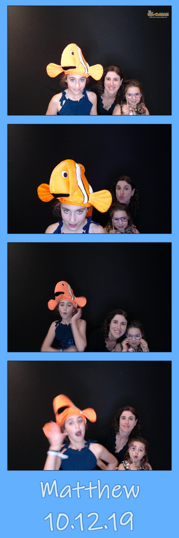 Hanna Mitzvah  | View more photos from the event at gallery.saycheesephotobooth.com/u/SayCheesePhotoBooth/Hanna-Mitzvah