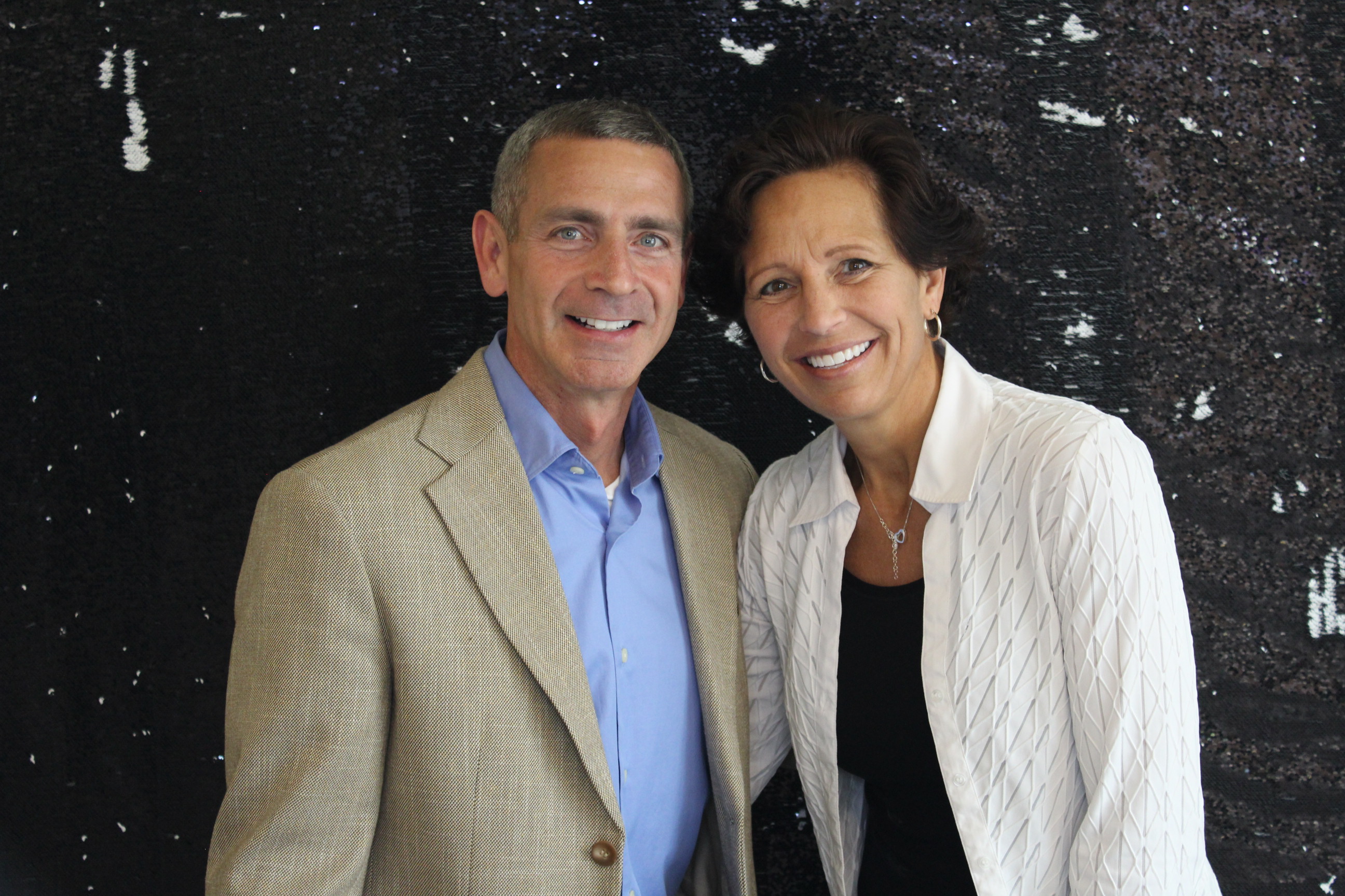 Hillandale Grand Opening | View more photos from the event at gallery.saycheesephotobooth.com/u/SayCheesePhotoBooth/Hillandale-Grand-Opening