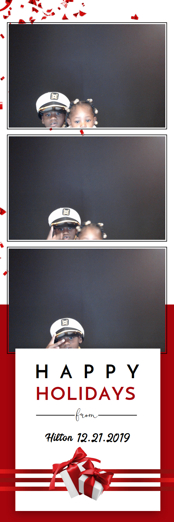 Hilton Holiday Party 2019 | View more photos from the event at gallery.saycheesephotobooth.com/u/SayCheesePhotoBooth/Hilton-Holiday-Party-2019