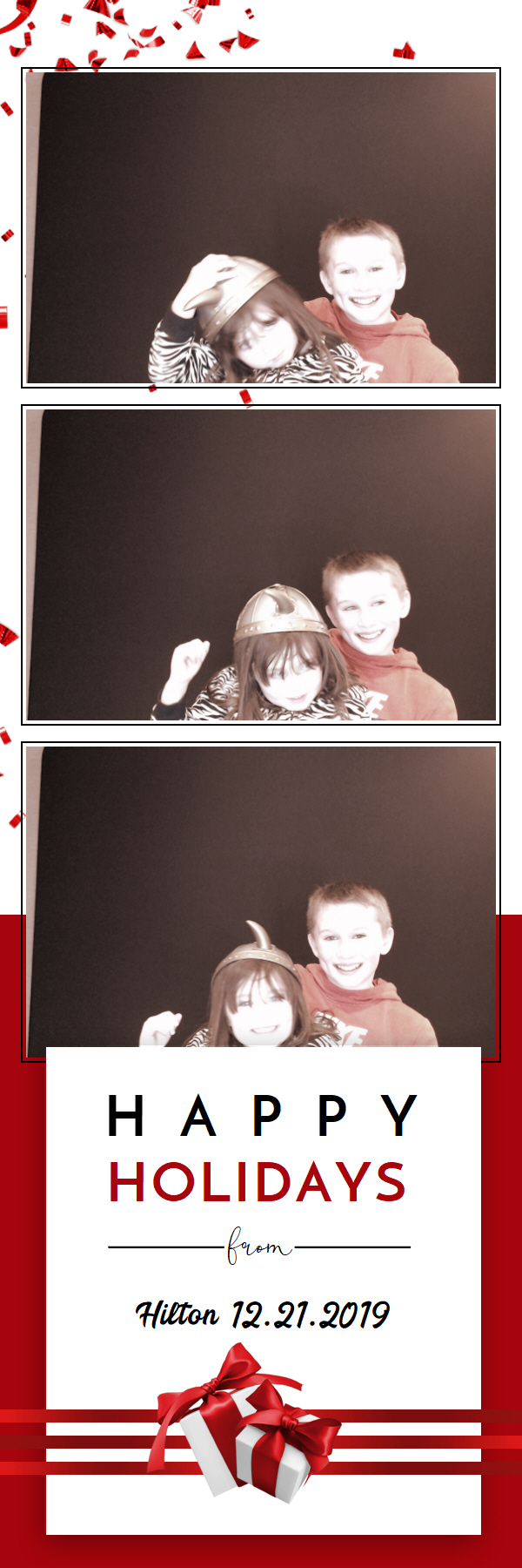 Hilton Holiday Party 2019 | View more photos from the event at gallery.saycheesephotobooth.com/u/SayCheesePhotoBooth/Hilton-Holiday-Party-2019