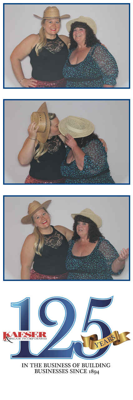 Kaeser & Blair  | View more photos from the event at gallery.saycheesephotobooth.com/u/SayCheesePhotoBooth/Kaeser-Blair