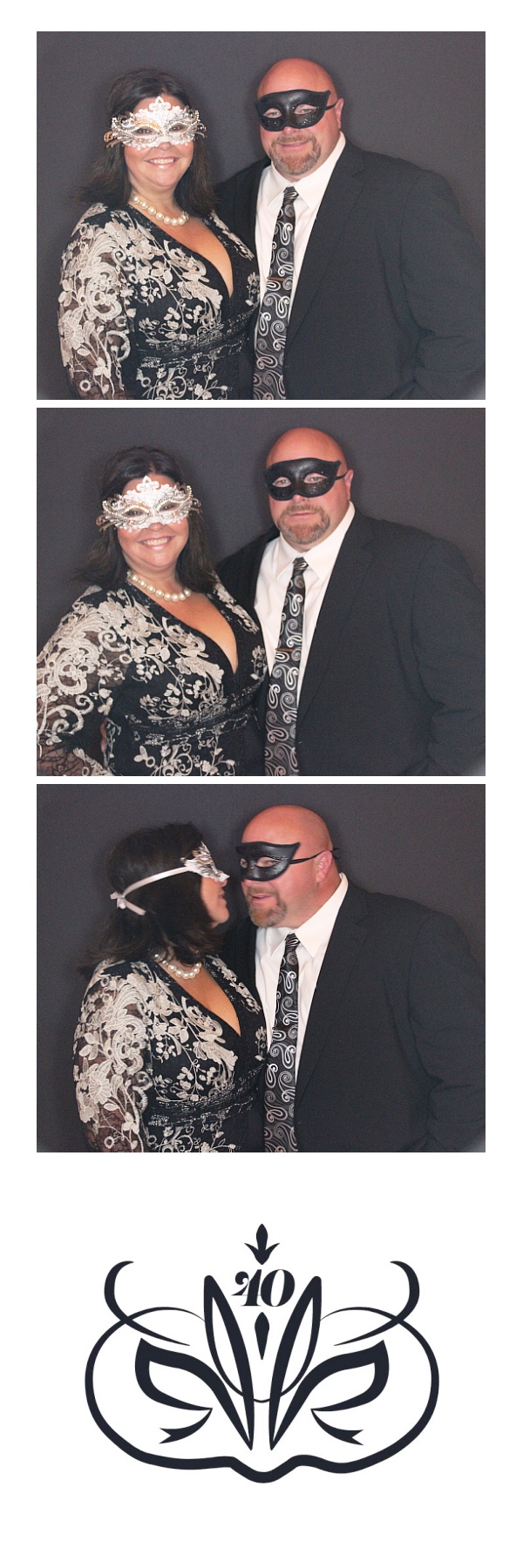 Kelly & Krista's 40th! | View more photos from the event at gallery.saycheesephotobooth.com/u/SayCheesePhotoBooth/Kelly-Kristas-40th