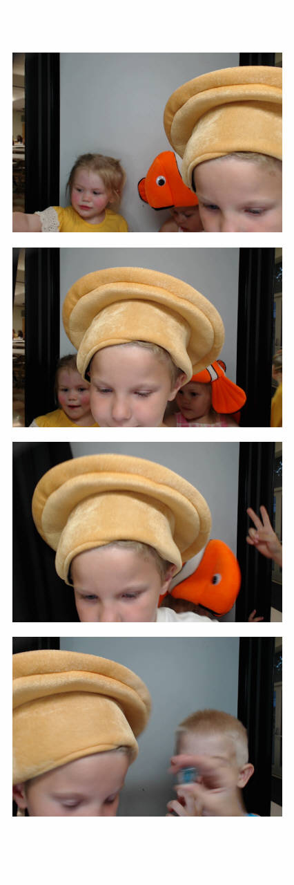 MacKenzie's Grad Party  | View more photos from the event at gallery.saycheesephotobooth.com/u/SayCheesePhotoBooth/MacKenzies-Grad-Party