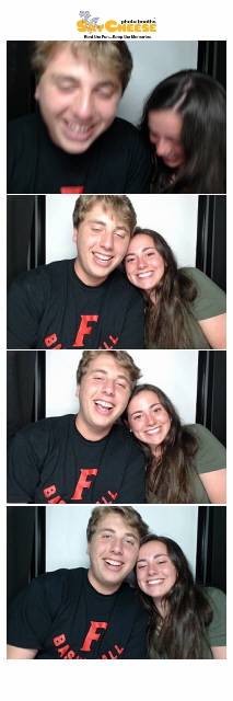 Makenna's Graduation Party  | View more photos from the event at gallery.saycheesephotobooth.com/u/SayCheesePhotoBooth/Makennas-Graduation-Party