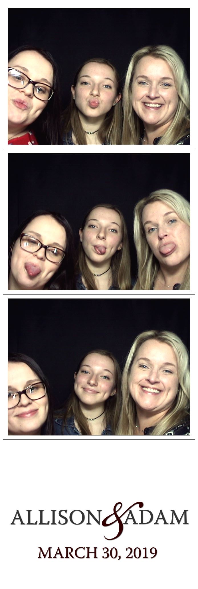 Mueller wedding  | View more photos from the event at gallery.saycheesephotobooth.com/u/SayCheesePhotoBooth/Mueller-wedding