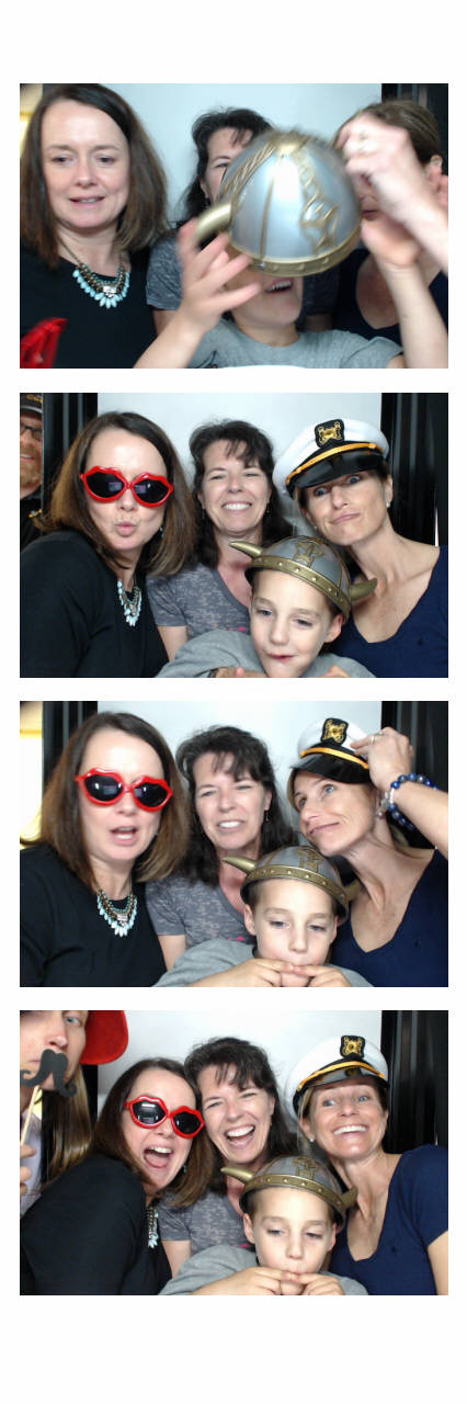 Sacred Heart 8th Grade Graduation | View more photos from the event at gallery.saycheesephotobooth.com/u/SayCheesePhotoBooth/Sacred-Heart-8th-Grade-Graduation