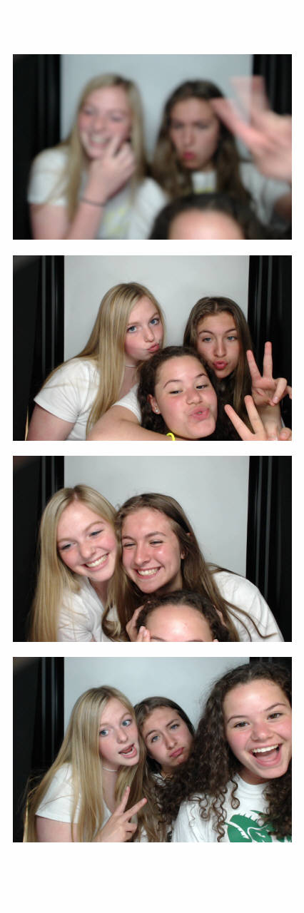 Sacred Heart 8th Grade Graduation | View more photos from the event at gallery.saycheesephotobooth.com/u/SayCheesePhotoBooth/Sacred-Heart-8th-Grade-Graduation