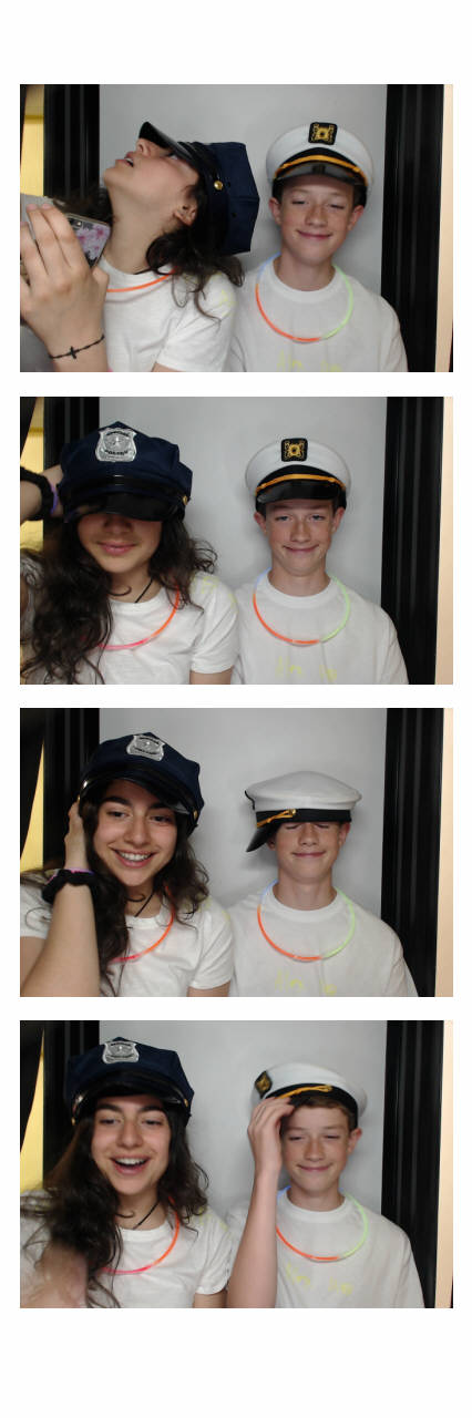 Sacred Heart 8th Grade Graduation | View more photos from the event at gallery.saycheesephotobooth.com/u/SayCheesePhotoBooth/Sacred-Heart-8th-Grade-Graduation