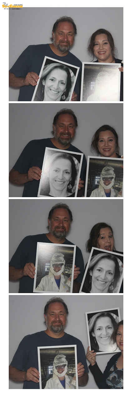 Smuckers  | View more photos from the event at gallery.saycheesephotobooth.com/u/SayCheesePhotoBooth/Smuckers