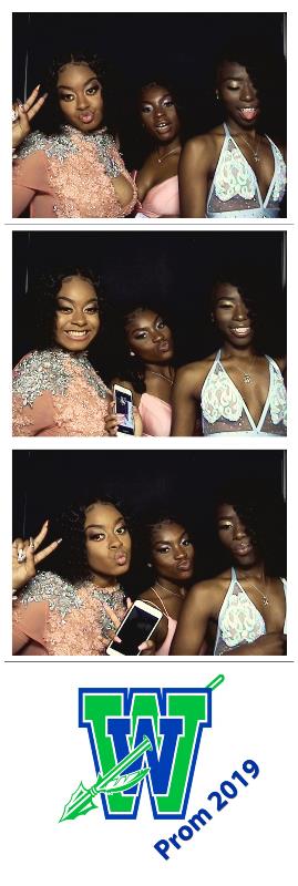 Winton Woods Prom 2019 | View more photos from the event at gallery.saycheesephotobooth.com/u/SayCheesePhotoBooth/Winton-Woods-Prom-2019