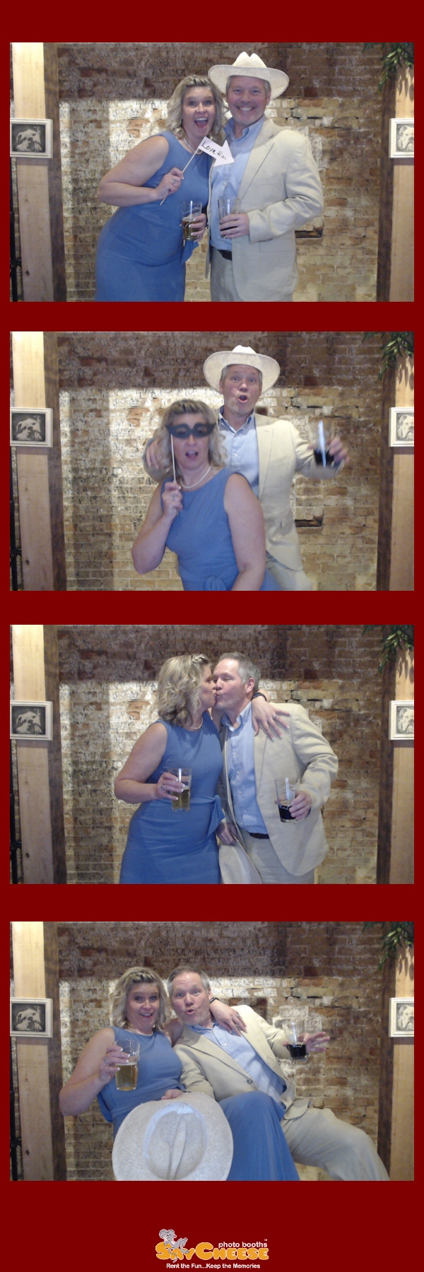 Lentz Wedding  | View more photos from the event at gallery.saycheesephotobooth.com/u/SayCheesePhotoBooth/Lentz-Wedding