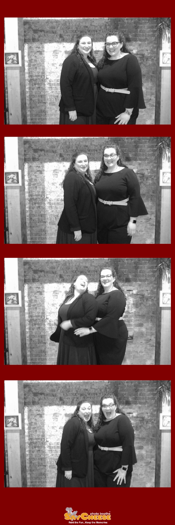 Lentz Wedding  | View more photos from the event at gallery.saycheesephotobooth.com/u/SayCheesePhotoBooth/Lentz-Wedding