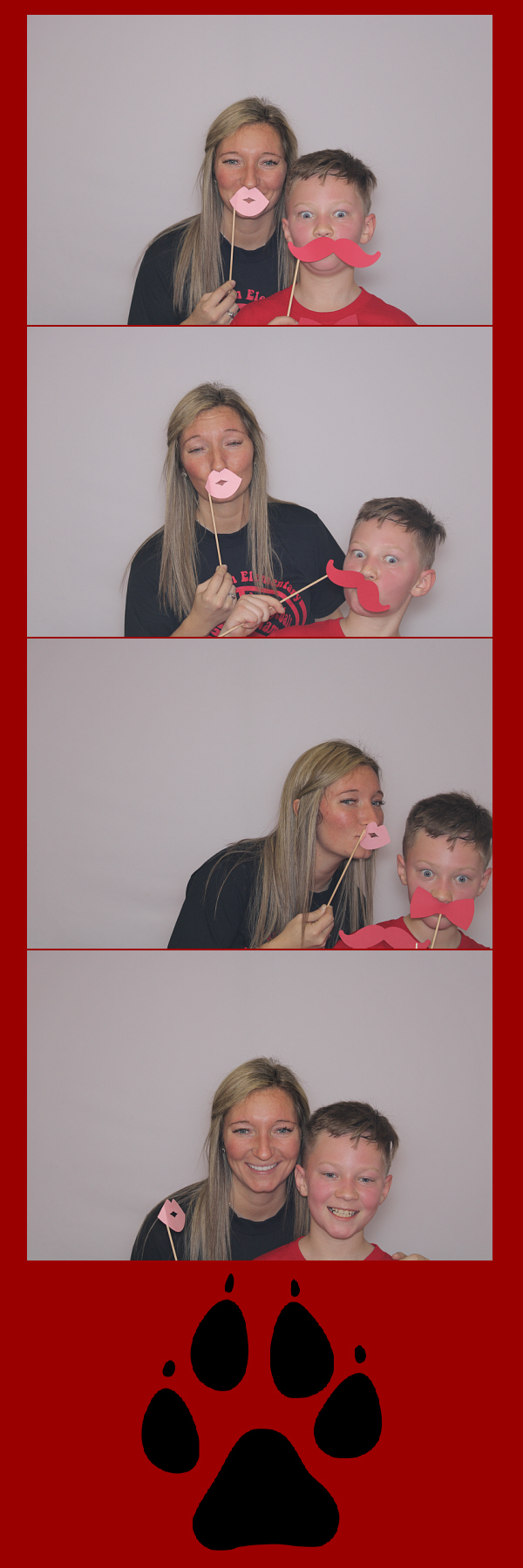 Mother Son Dodgeball 2020 | View more photos from the event at gallery.saycheesephotobooth.com/u/SayCheesePhotoBooth/Mother-Son-Dodgeball-2020