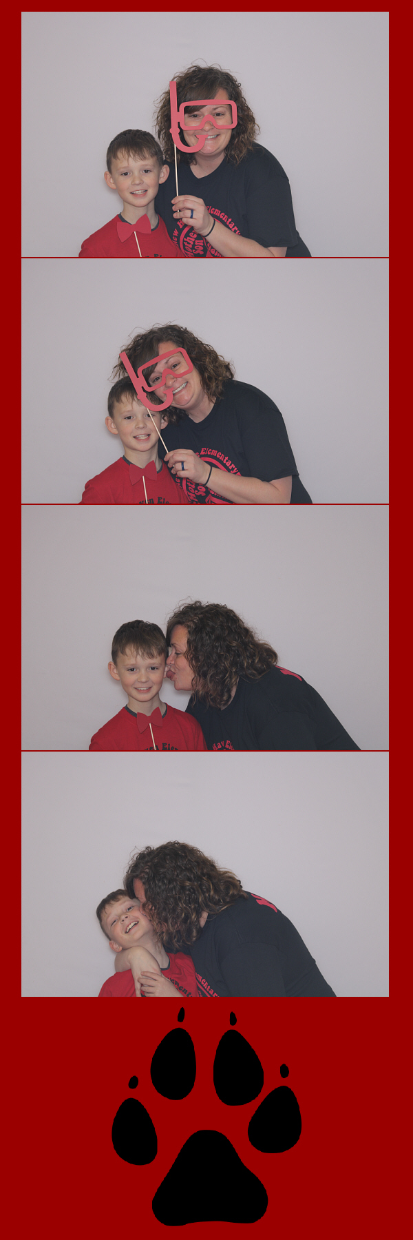 Mother Son Dodgeball 2020 | View more photos from the event at gallery.saycheesephotobooth.com/u/SayCheesePhotoBooth/Mother-Son-Dodgeball-2020