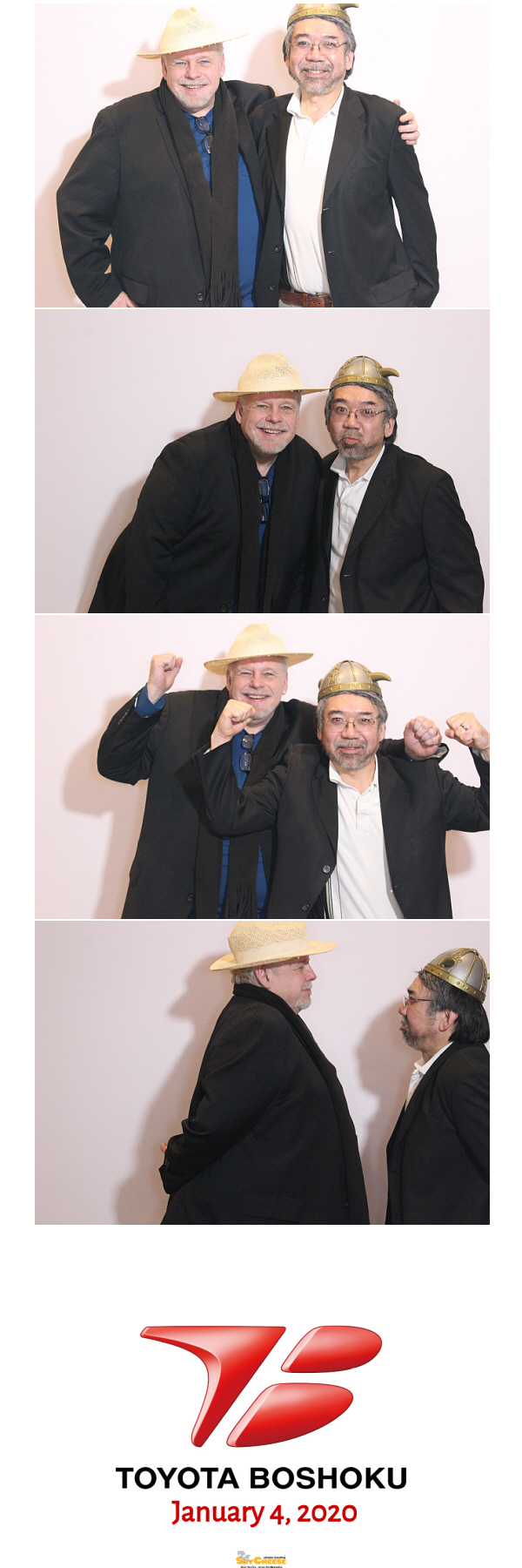 Toyota Boshoku Holiday Party  | View more photos from the event at gallery.saycheesephotobooth.com/u/SayCheesePhotoBooth/Toyota-Boshoku-Holiday-Party