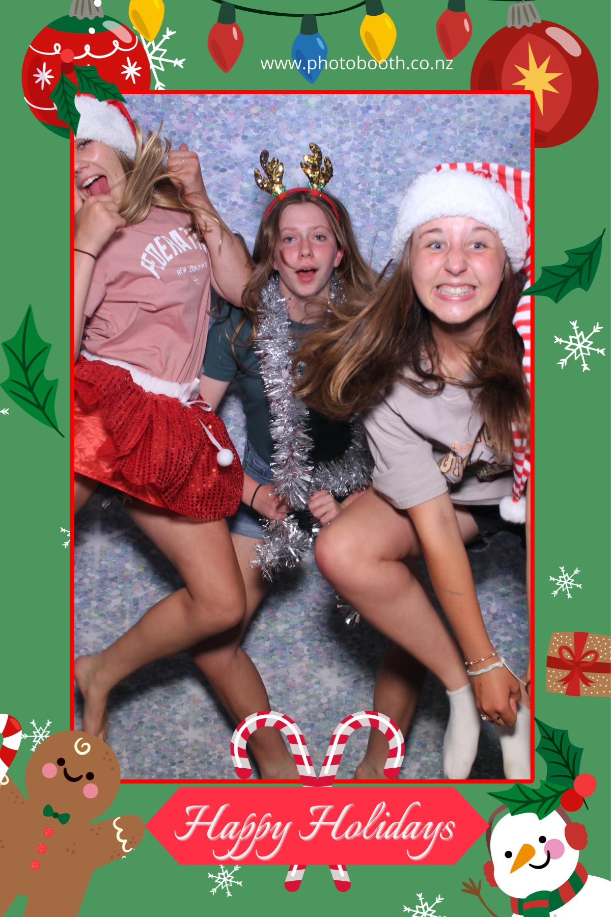 End of Year Party | View more photos from the event at gallery.photobooth.co.nz/u/SelfieCentral/End-of-Year-Party