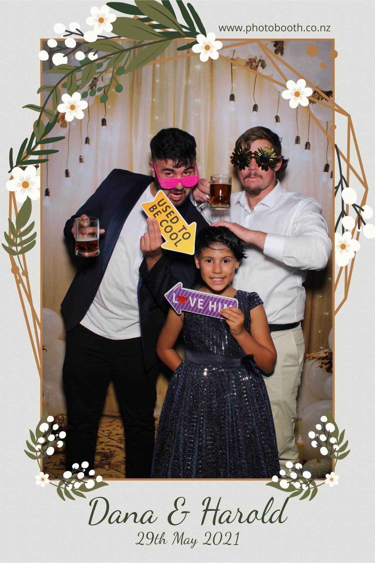 Harold & Dana's wedding | View more photos from the event at gallery.photobooth.co.nz/u/SelfieCentral/Harold-Danas-wedding