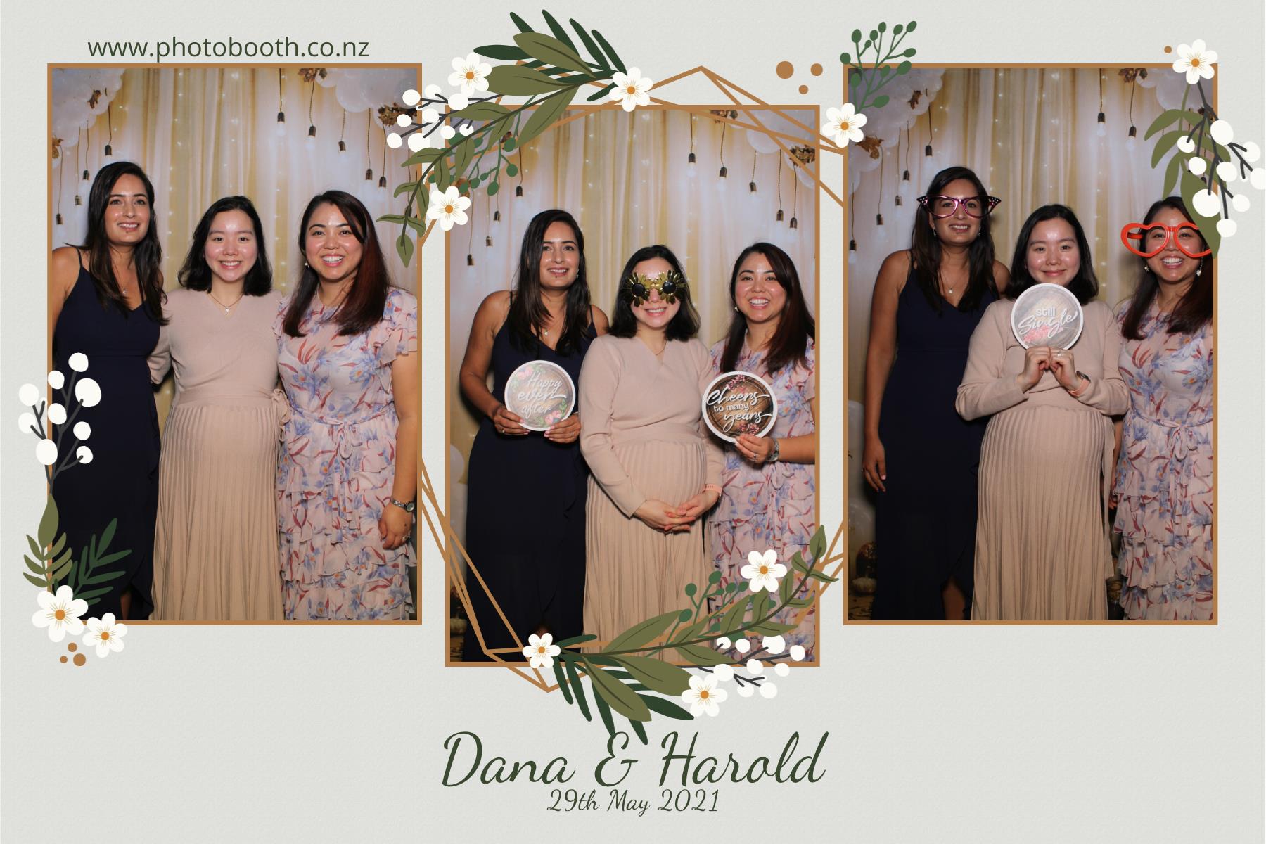 Harold & Dana's wedding | View more photos from the event at gallery.photobooth.co.nz/u/SelfieCentral/Harold-Danas-wedding