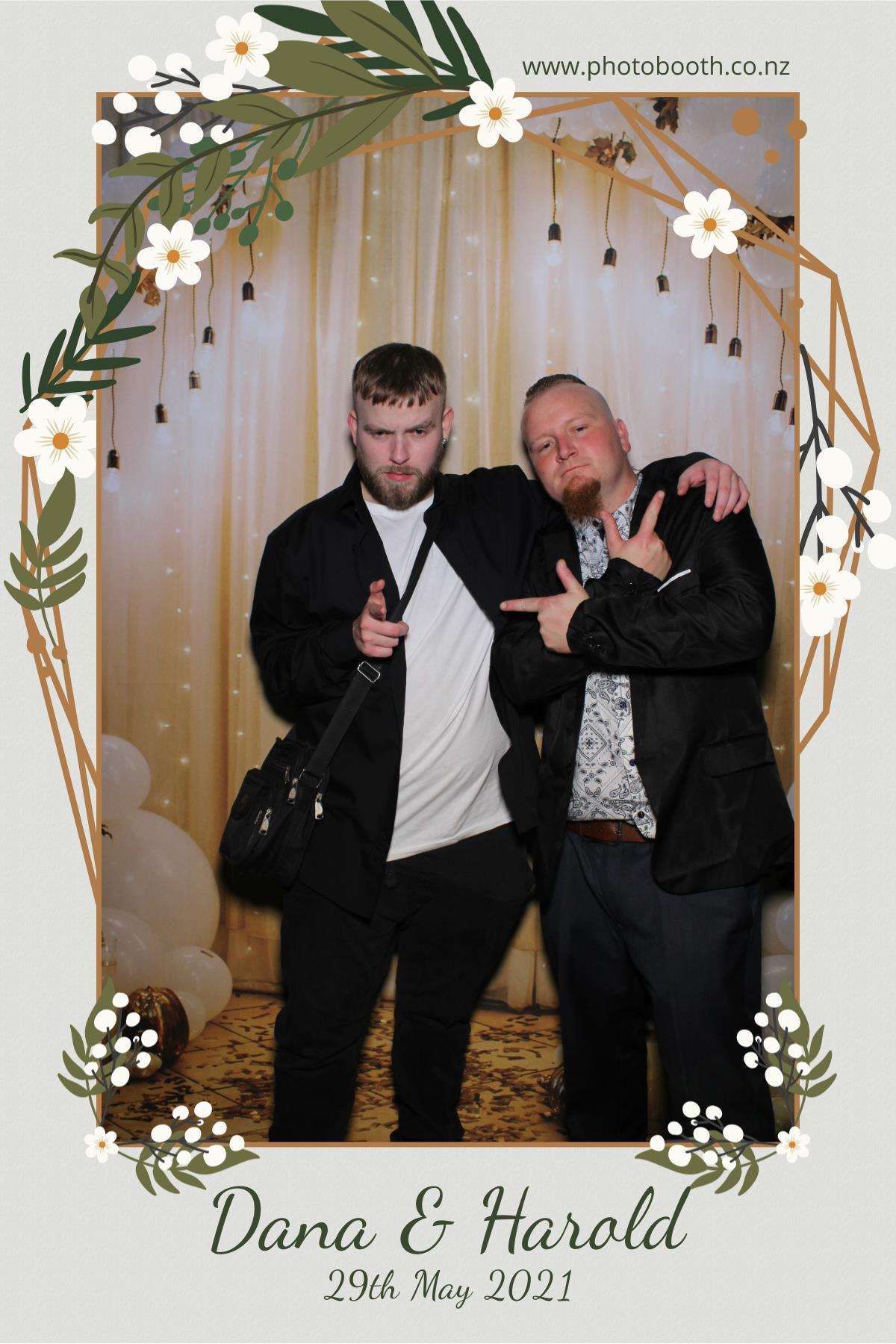 Harold & Dana's wedding | View more photos from the event at gallery.photobooth.co.nz/u/SelfieCentral/Harold-Danas-wedding