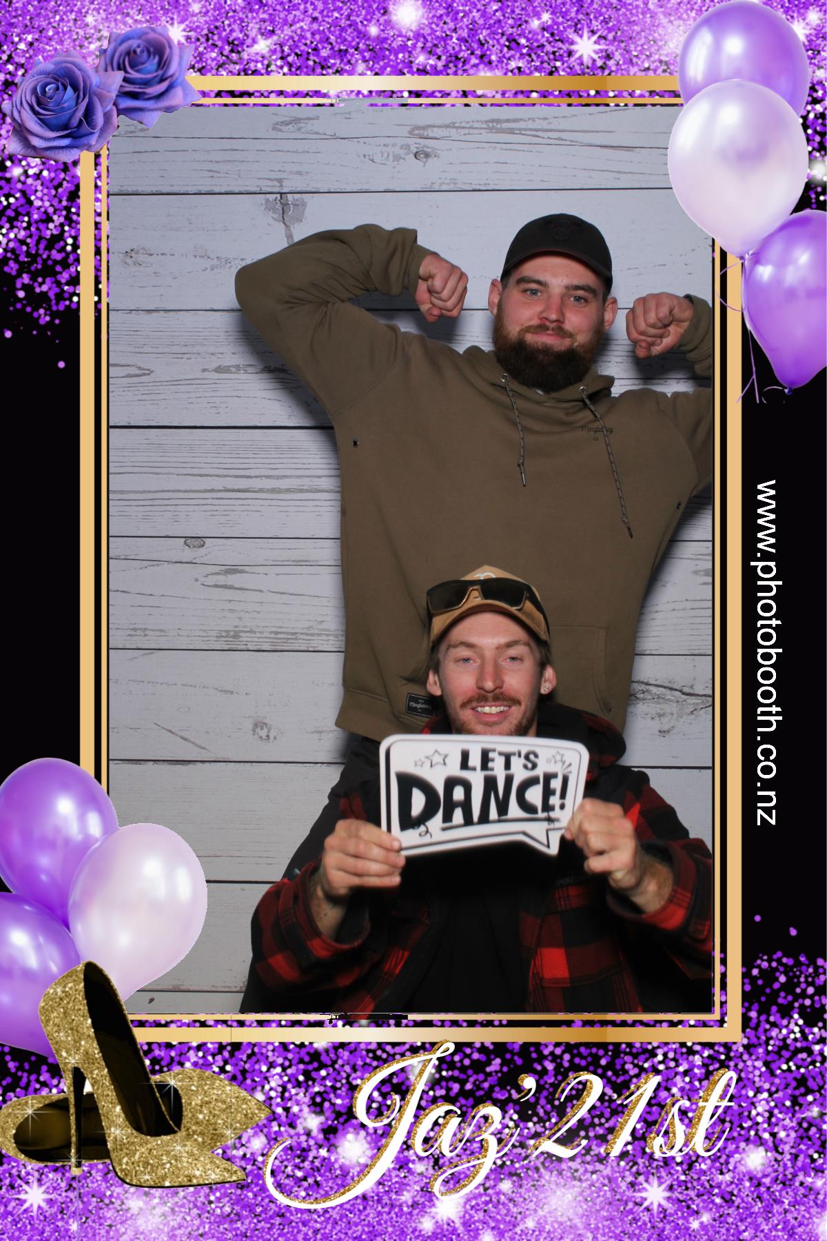 Jasmine's 21st | View more photos from the event at gallery.photobooth.co.nz/u/SelfieCentral/Jasmines-21st