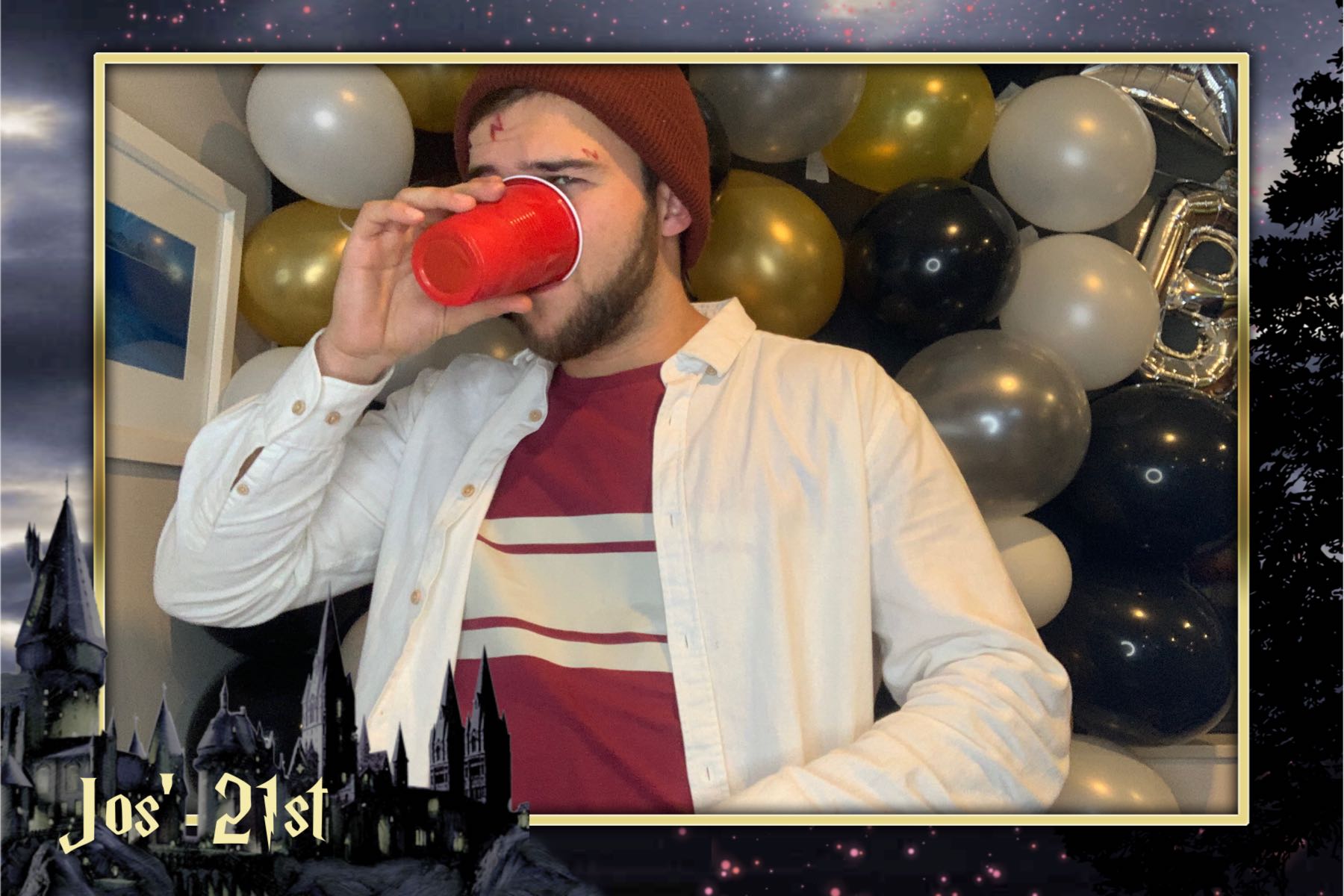 Jos is 21! | View more photos from the event at gallery.photobooth.co.nz/u/SelfieCentral/Jos-is-21