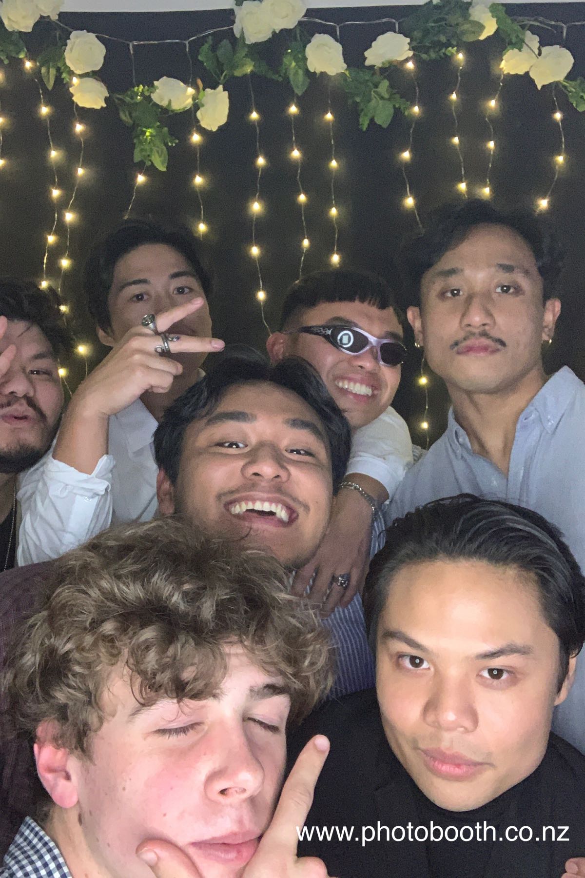 Josh's party | View more photos from the event at gallery.photobooth.co.nz/u/SelfieCentral/Joshs-party