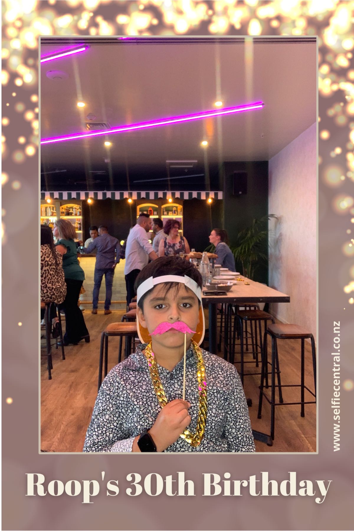 Roop's 30th Birthday | View more photos from the event at gallery.photobooth.co.nz/u/SelfieCentral/Roops-30th-Birthday