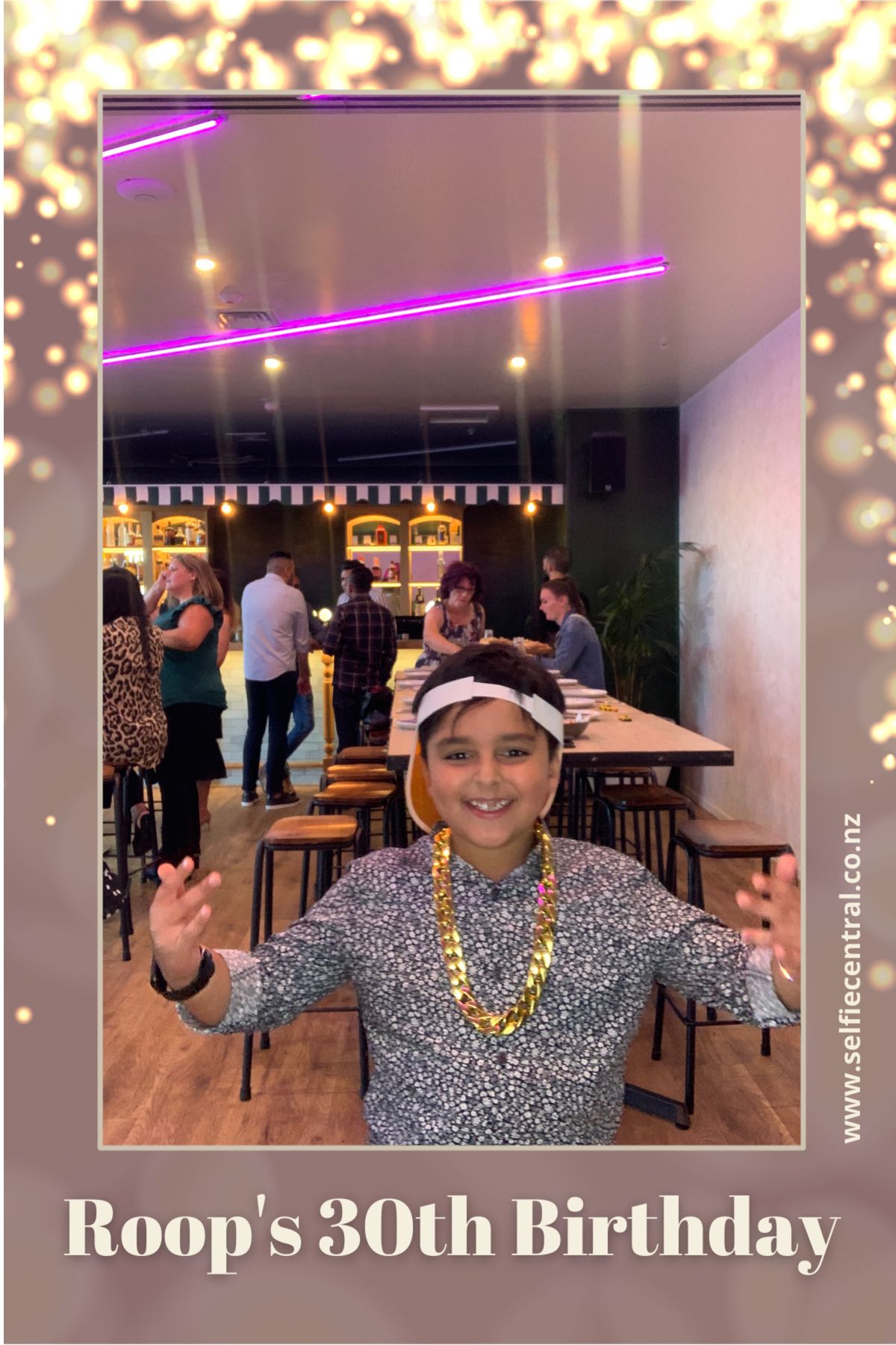 Roop's 30th Birthday | View more photos from the event at gallery.photobooth.co.nz/u/SelfieCentral/Roops-30th-Birthday