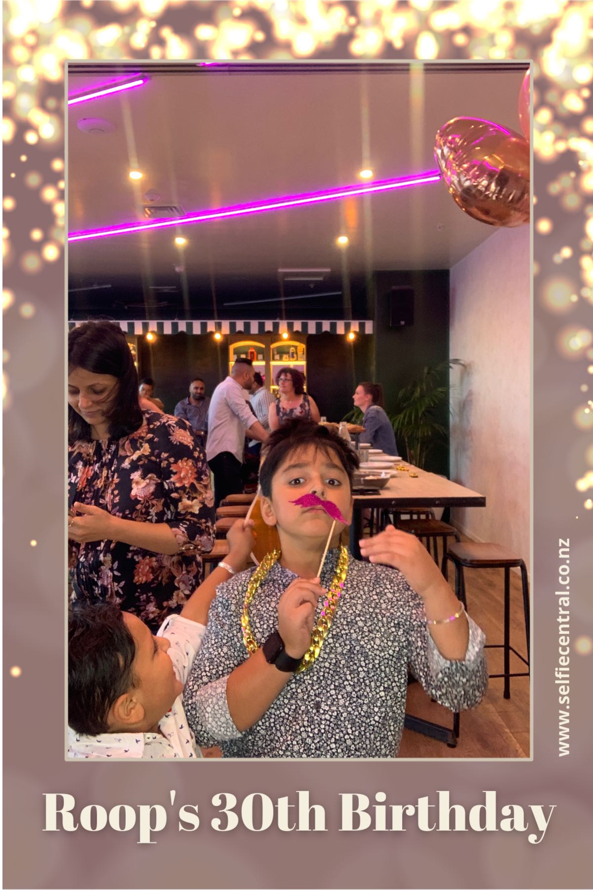 Roop's 30th Birthday | View more photos from the event at gallery.photobooth.co.nz/u/SelfieCentral/Roops-30th-Birthday