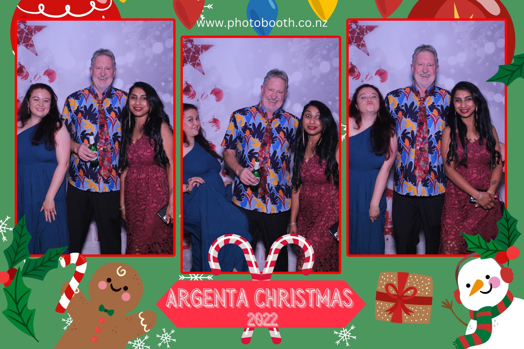 Argenta Christmas Party | View more photos from the event at gallery.photobooth.co.nz/u/SelfieCentral/Argenta-Christmas-Party