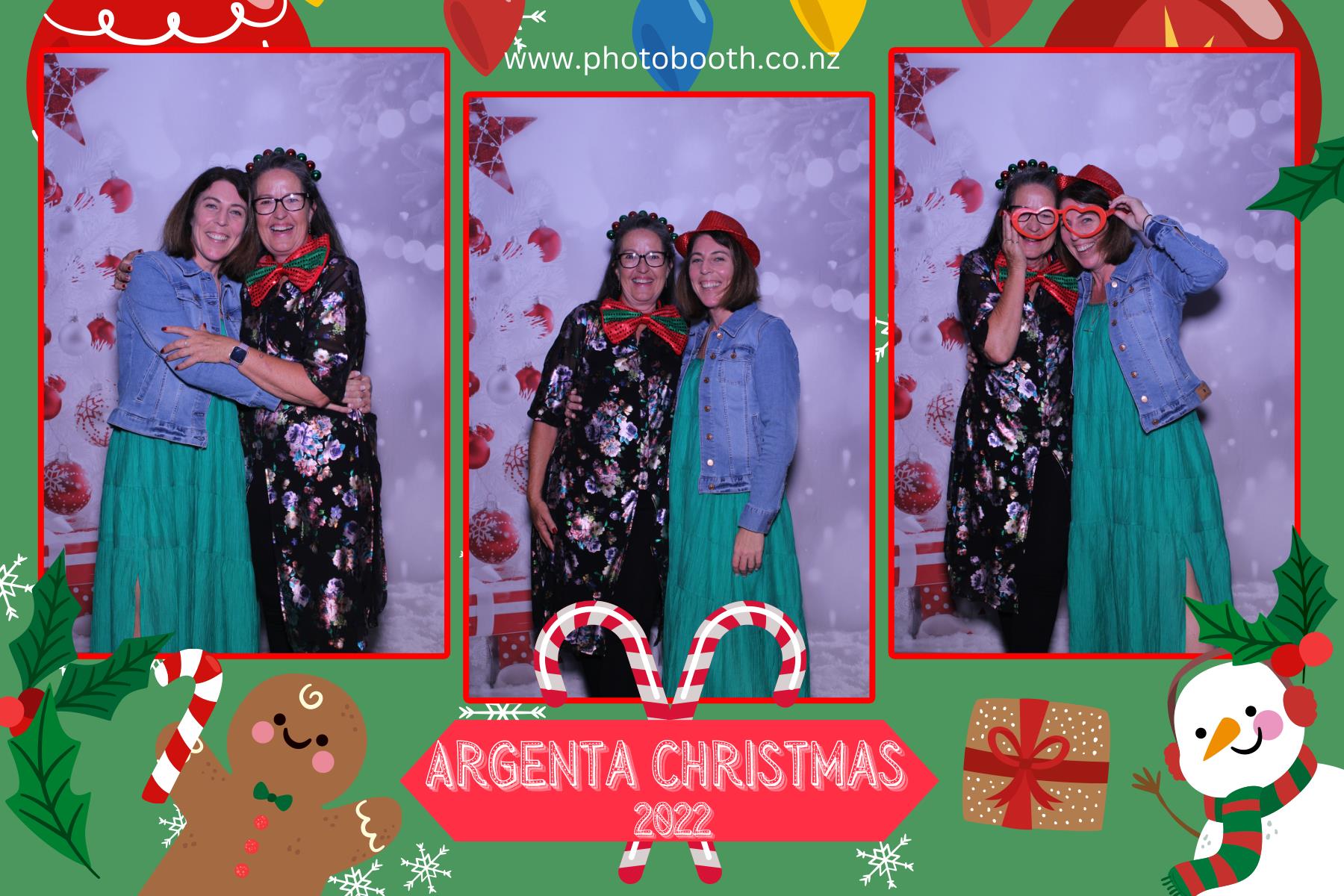 Argenta Christmas Party | View more photos from the event at gallery.photobooth.co.nz/u/SelfieCentral/Argenta-Christmas-Party