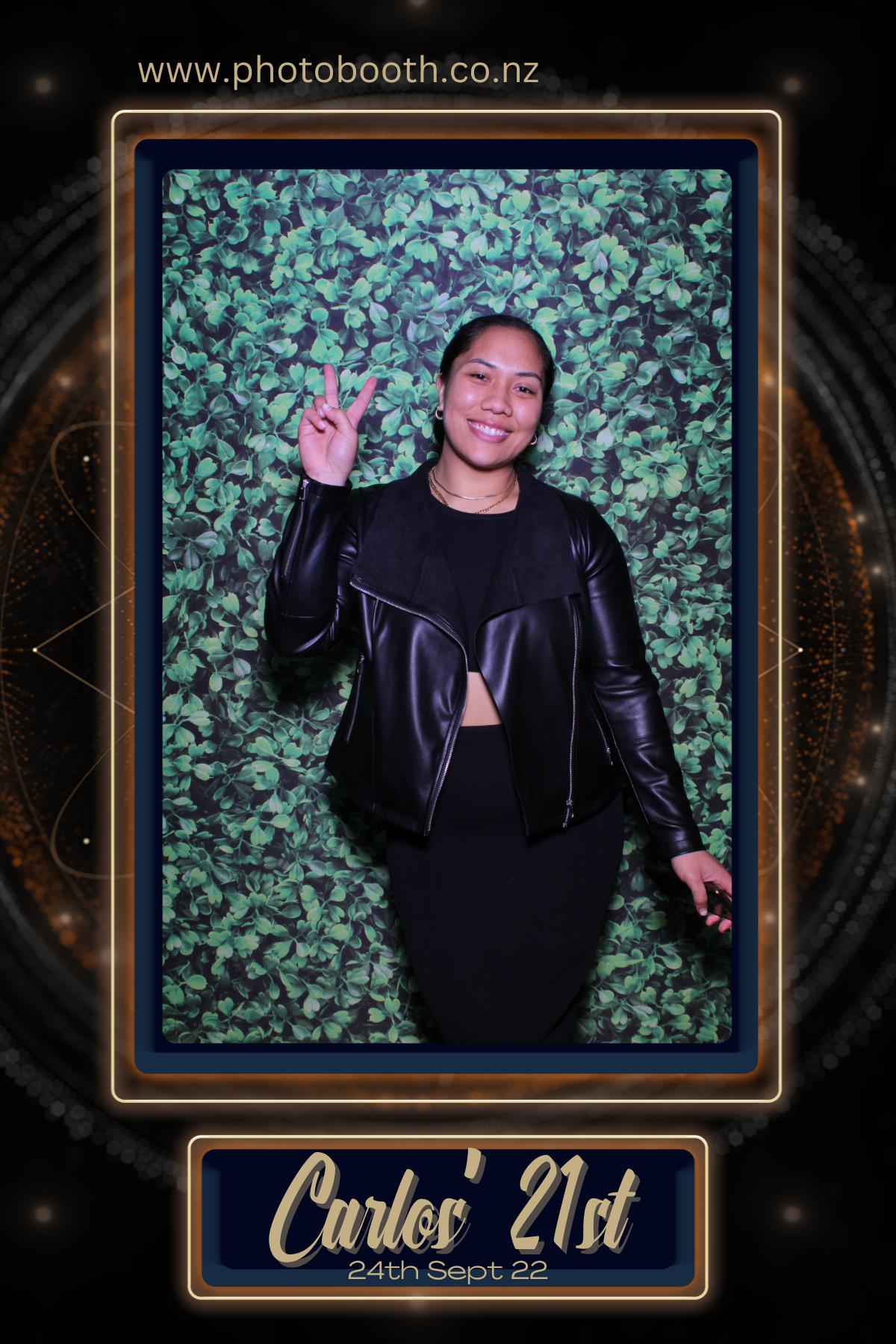 Carlos' 21st | View more photos from the event at gallery.photobooth.co.nz/u/SelfieCentral/Carlos-21st