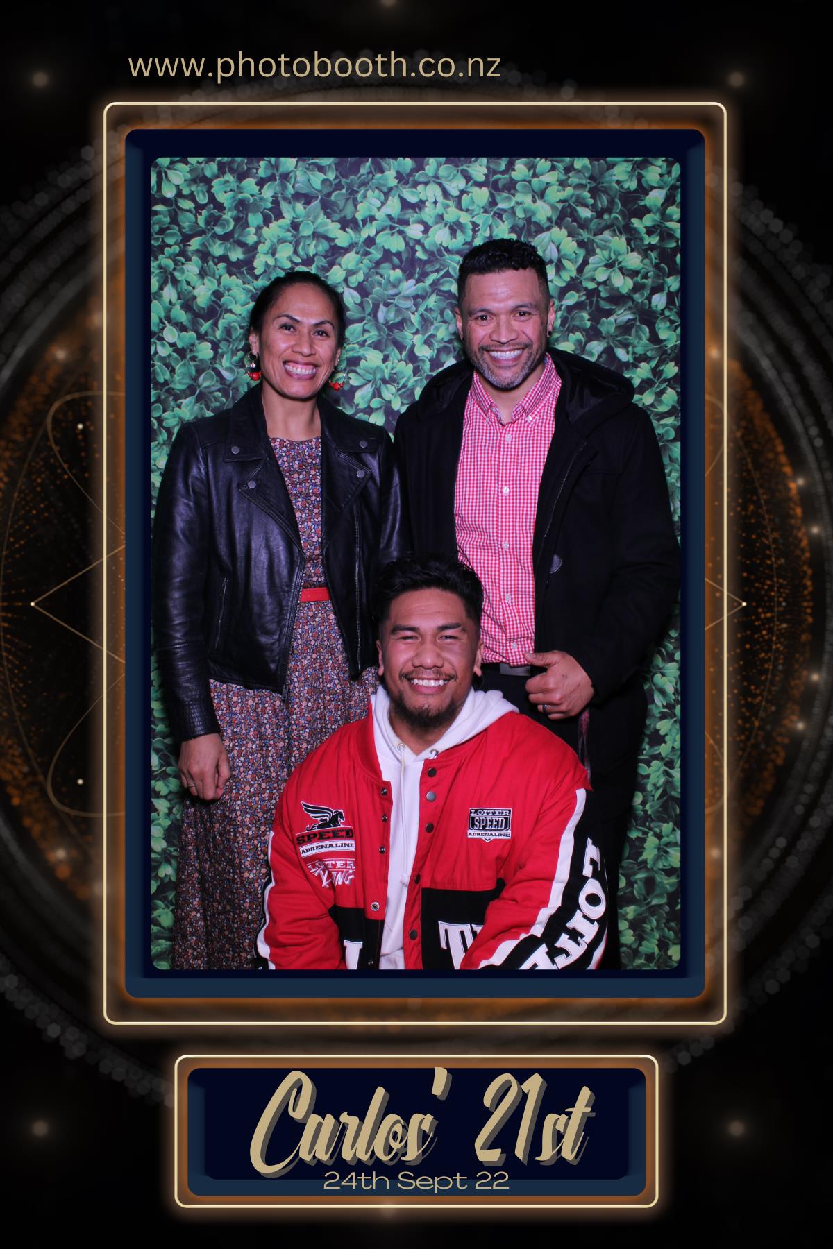 Carlos' 21st | View more photos from the event at gallery.photobooth.co.nz/u/SelfieCentral/Carlos-21st