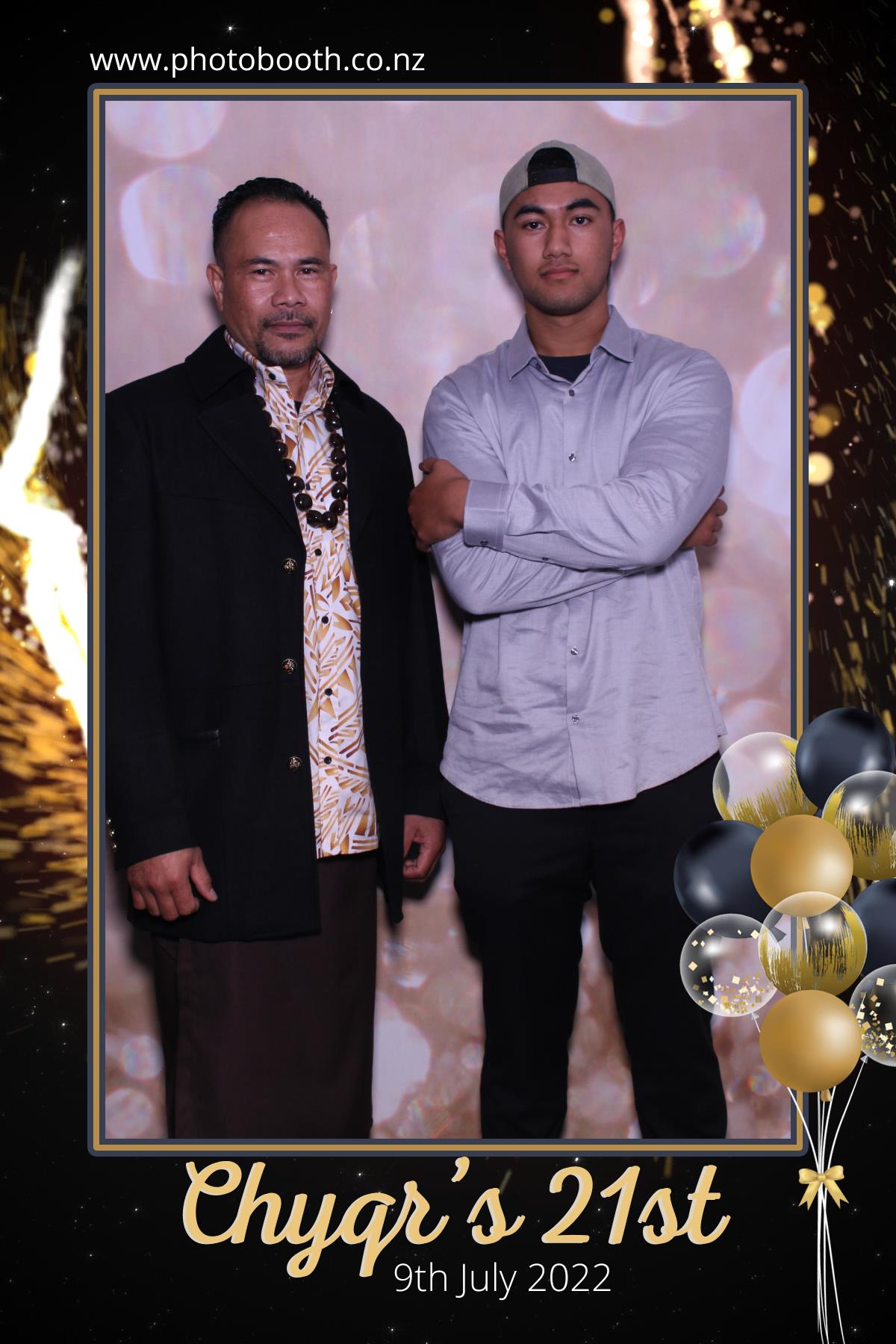 Chyqraym's 21st | View more photos from the event at gallery.photobooth.co.nz/u/SelfieCentral/Chyqrayms-21st