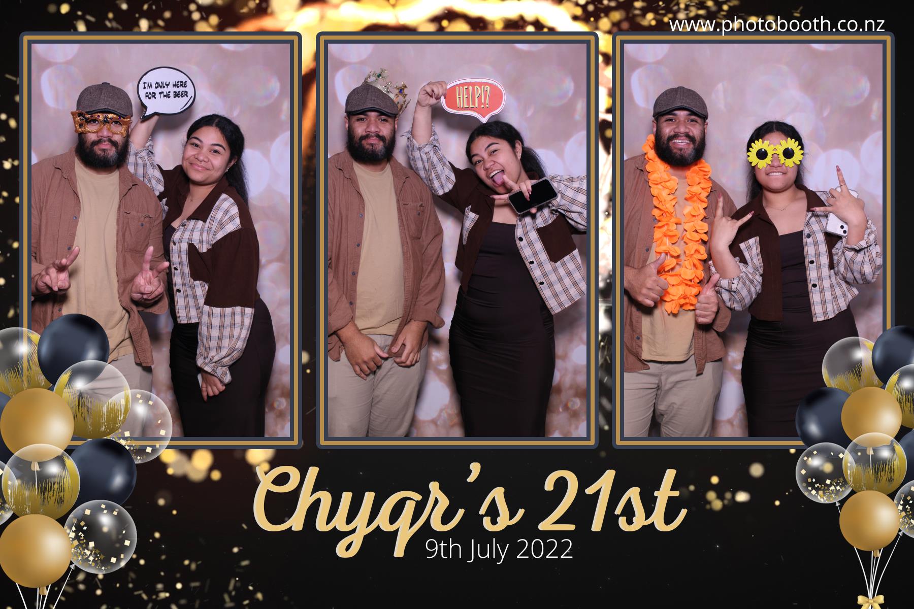 Chyqraym's 21st | View more photos from the event at gallery.photobooth.co.nz/u/SelfieCentral/Chyqrayms-21st