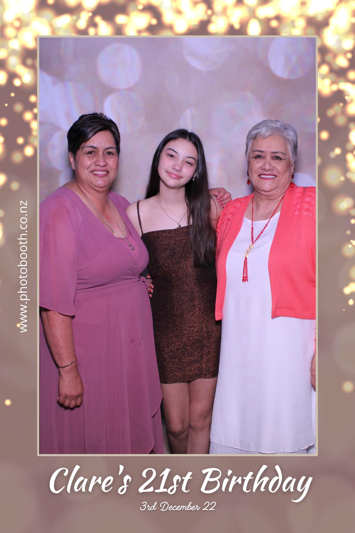 Clare's 21st Birthday | View more photos from the event at gallery.photobooth.co.nz/u/SelfieCentral/Clares-21st-Birthday