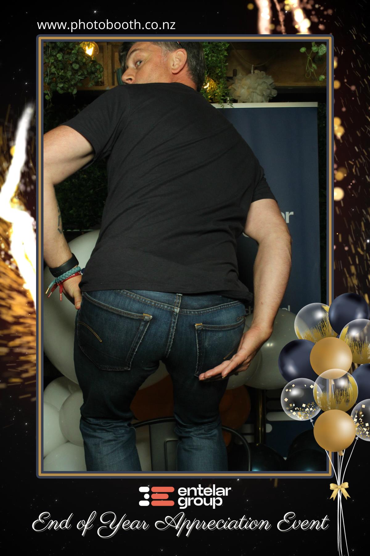 Entelar Christmas Party - Wellington | View more photos from the event at gallery.photobooth.co.nz/u/SelfieCentral/Entelar-Christmas-Party-Wellington