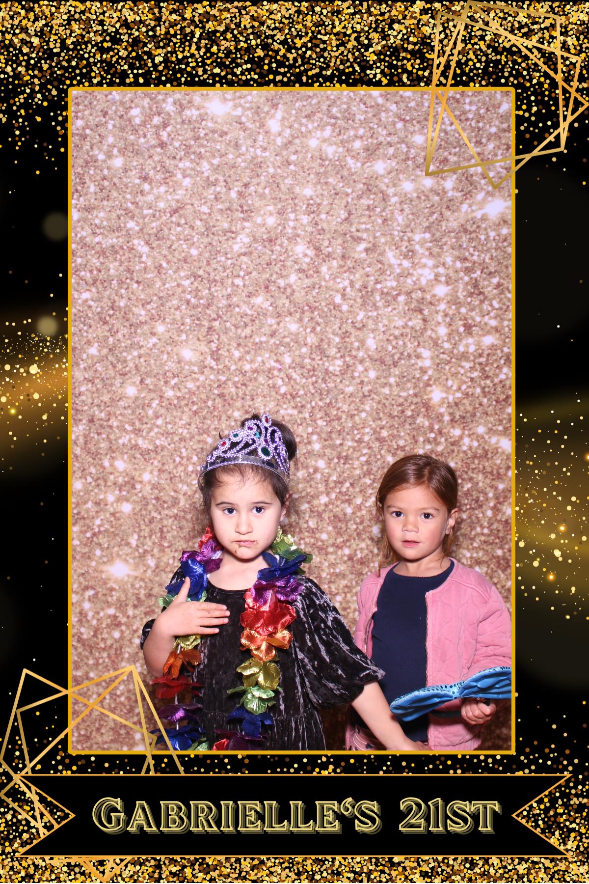 Gabrielle's 21st Birthday | View more photos from the event at gallery.photobooth.co.nz/u/SelfieCentral/Gabrielles-21st-Birthday