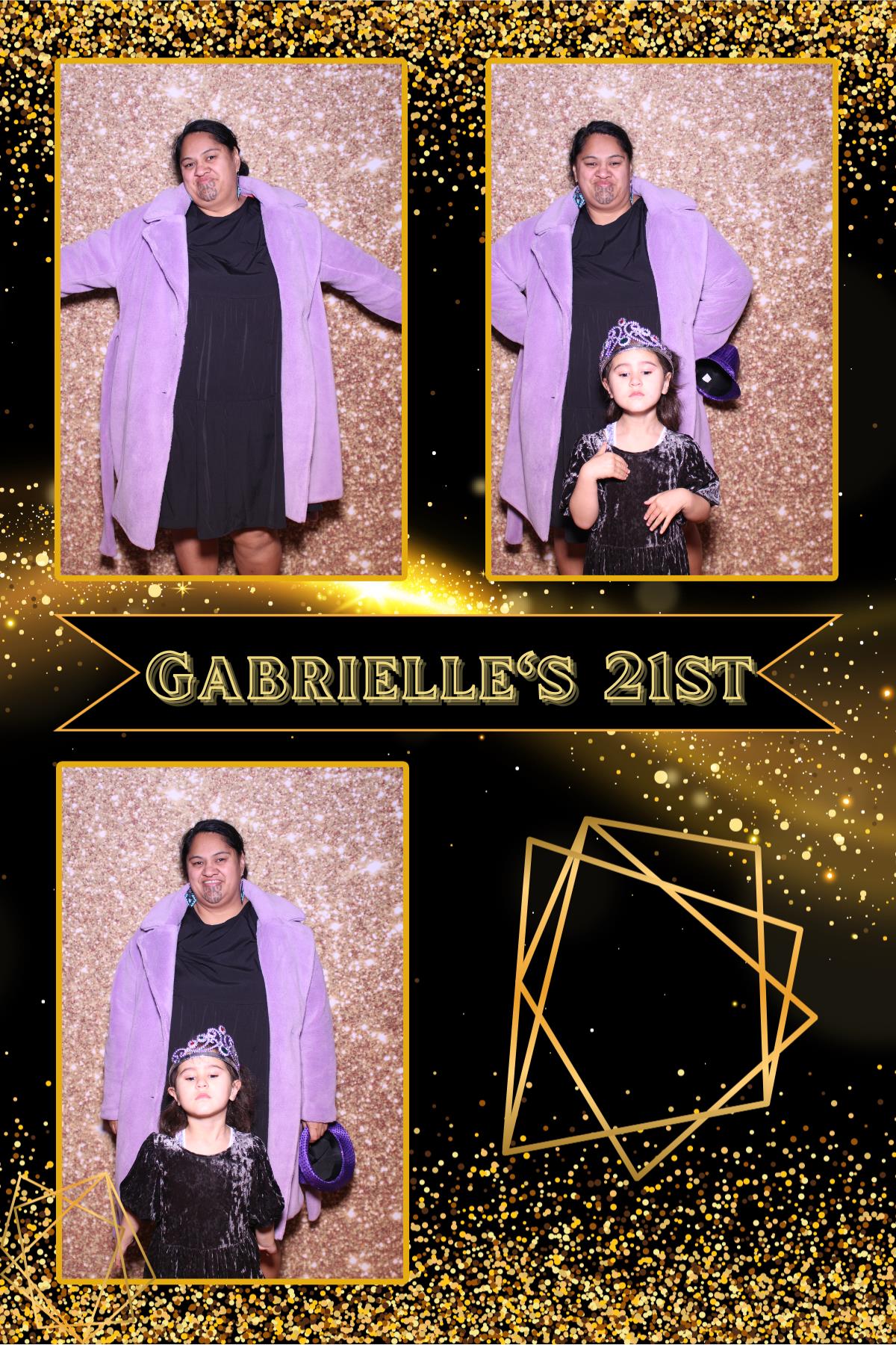 Gabrielle's 21st Birthday | View more photos from the event at gallery.photobooth.co.nz/u/SelfieCentral/Gabrielles-21st-Birthday