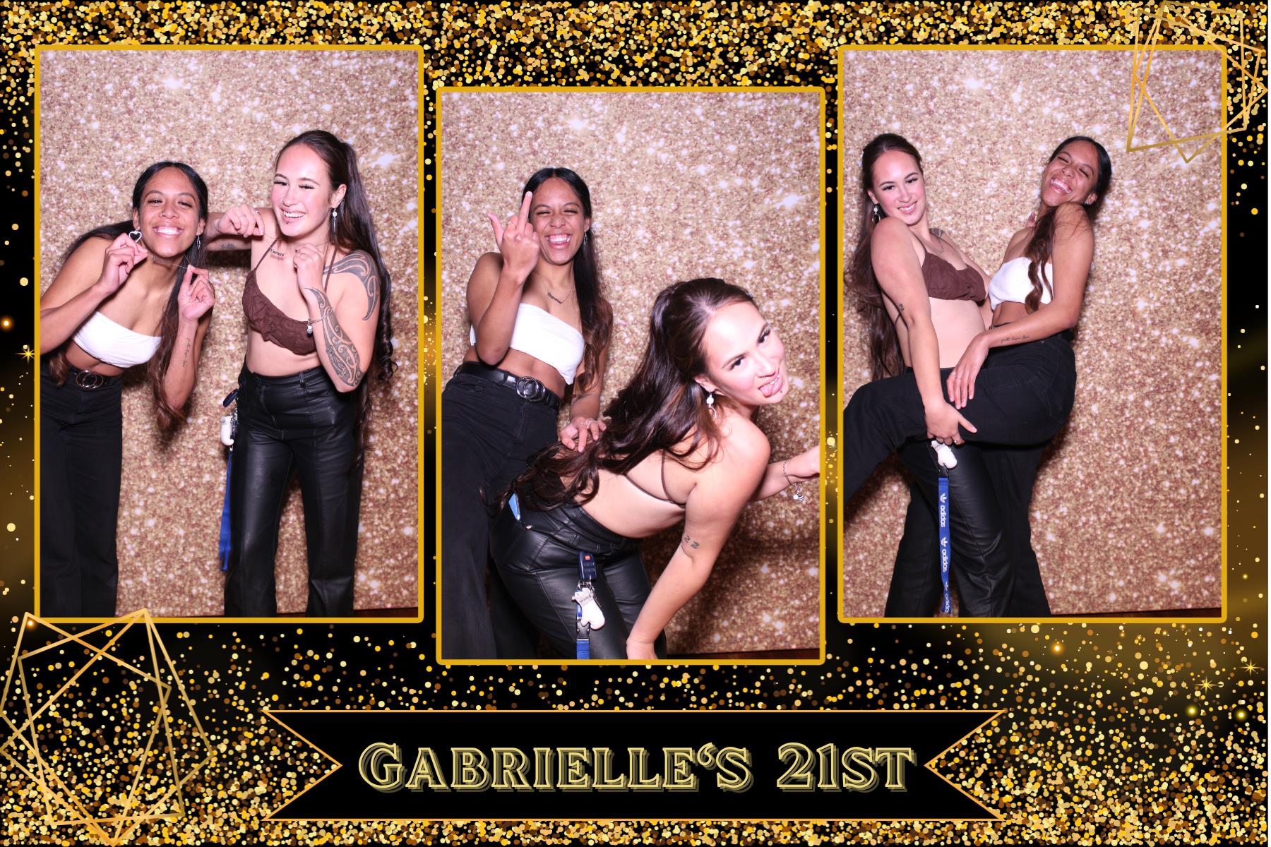 Gabrielle's 21st Birthday | View more photos from the event at gallery.photobooth.co.nz/u/SelfieCentral/Gabrielles-21st-Birthday