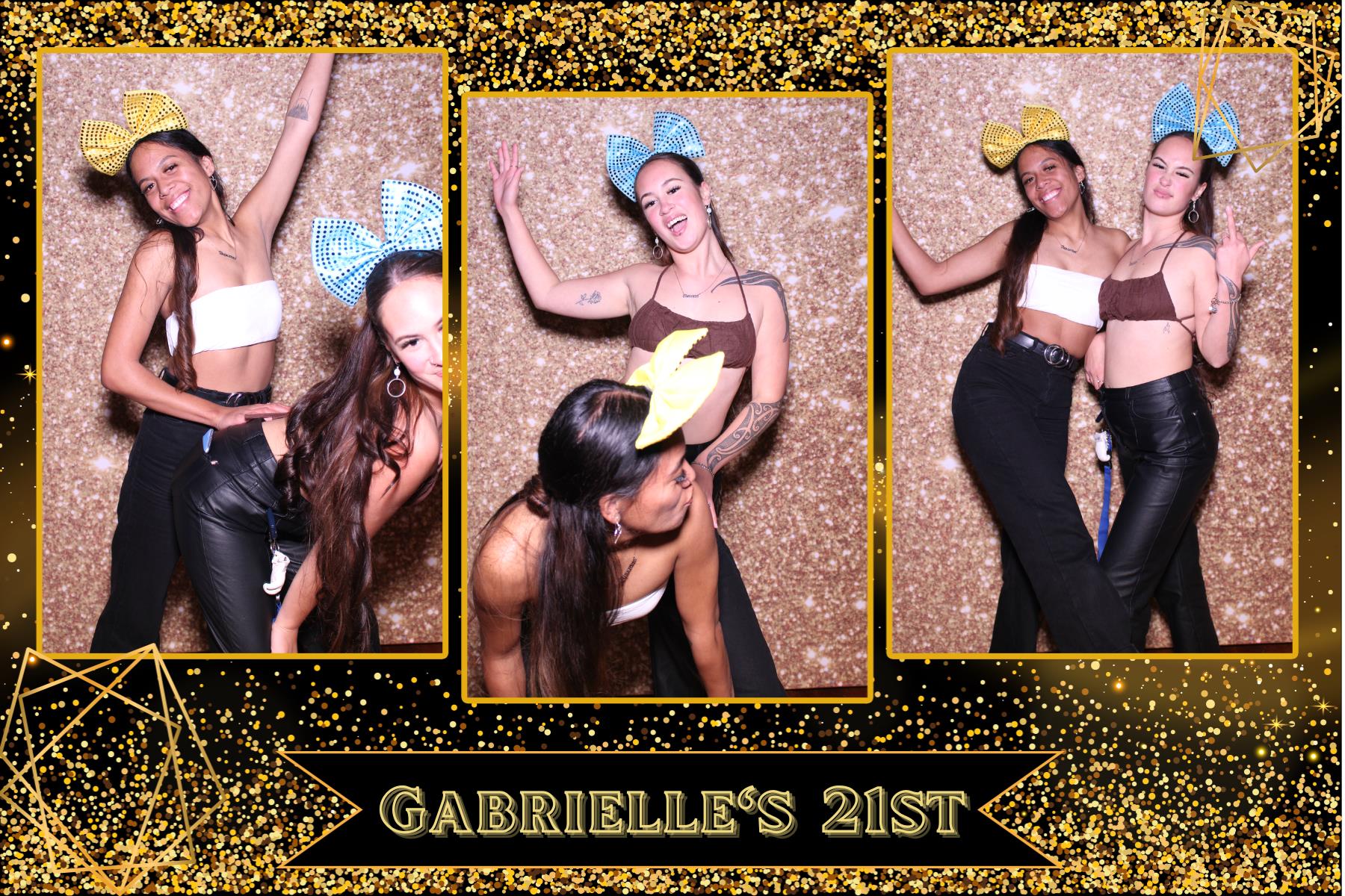 Gabrielle's 21st Birthday | View more photos from the event at gallery.photobooth.co.nz/u/SelfieCentral/Gabrielles-21st-Birthday