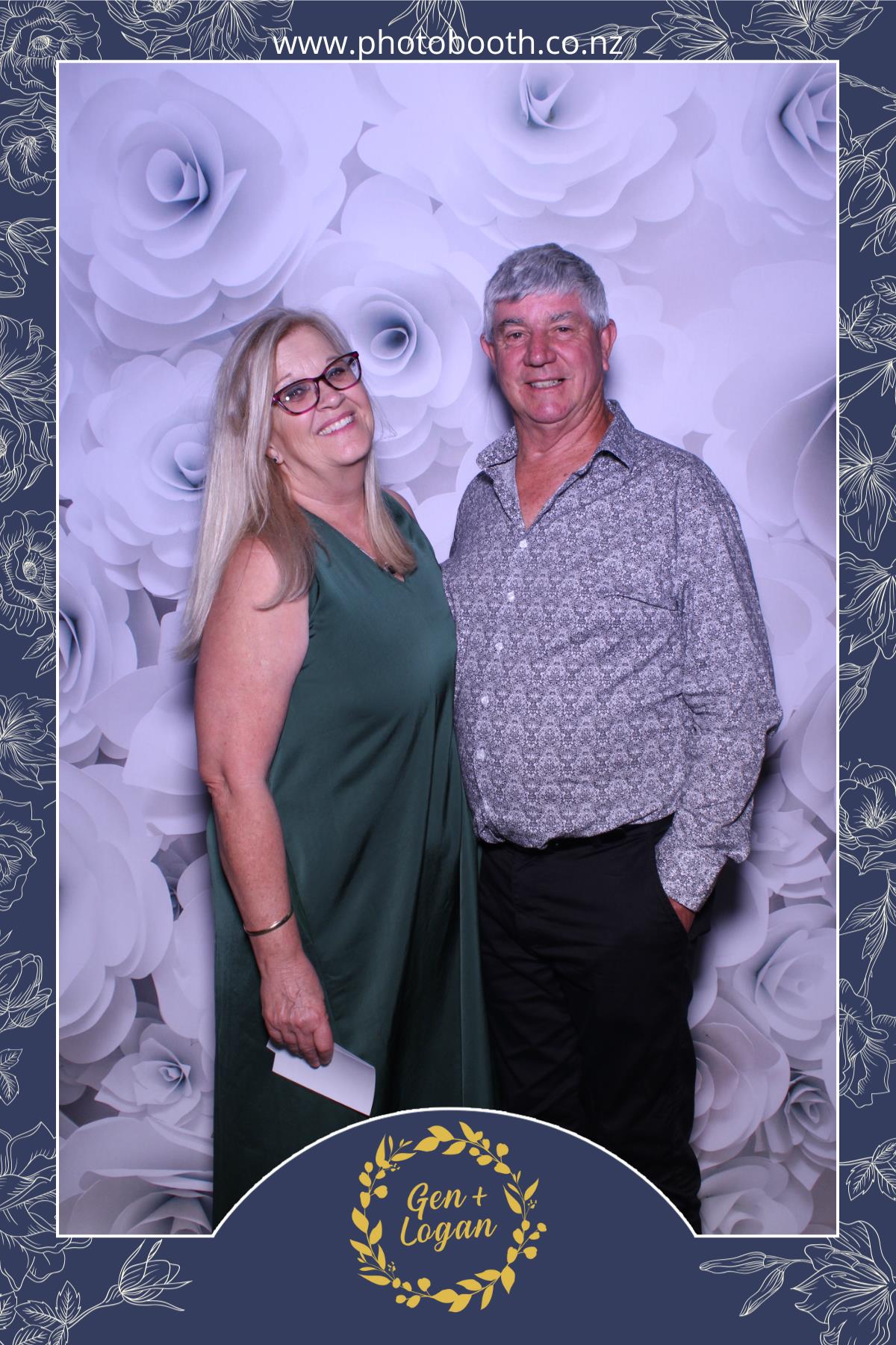 Genevieve & Logan's wedding | View more photos from the event at gallery.photobooth.co.nz/u/SelfieCentral/Genevieve-Logans-wedding