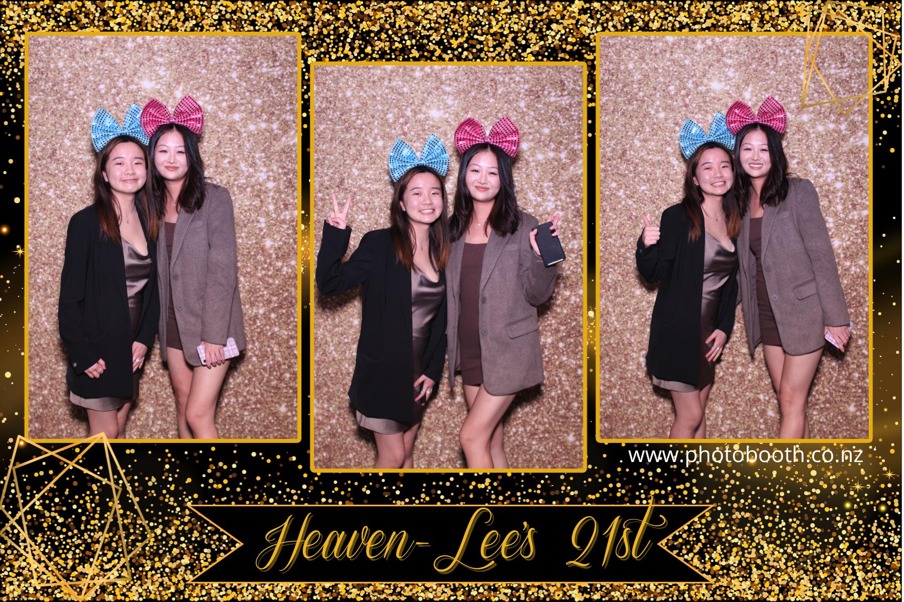 Heaven-Lee's 21st | View more photos from the event at gallery.photobooth.co.nz/u/SelfieCentral/Heaven-Lees-21st
