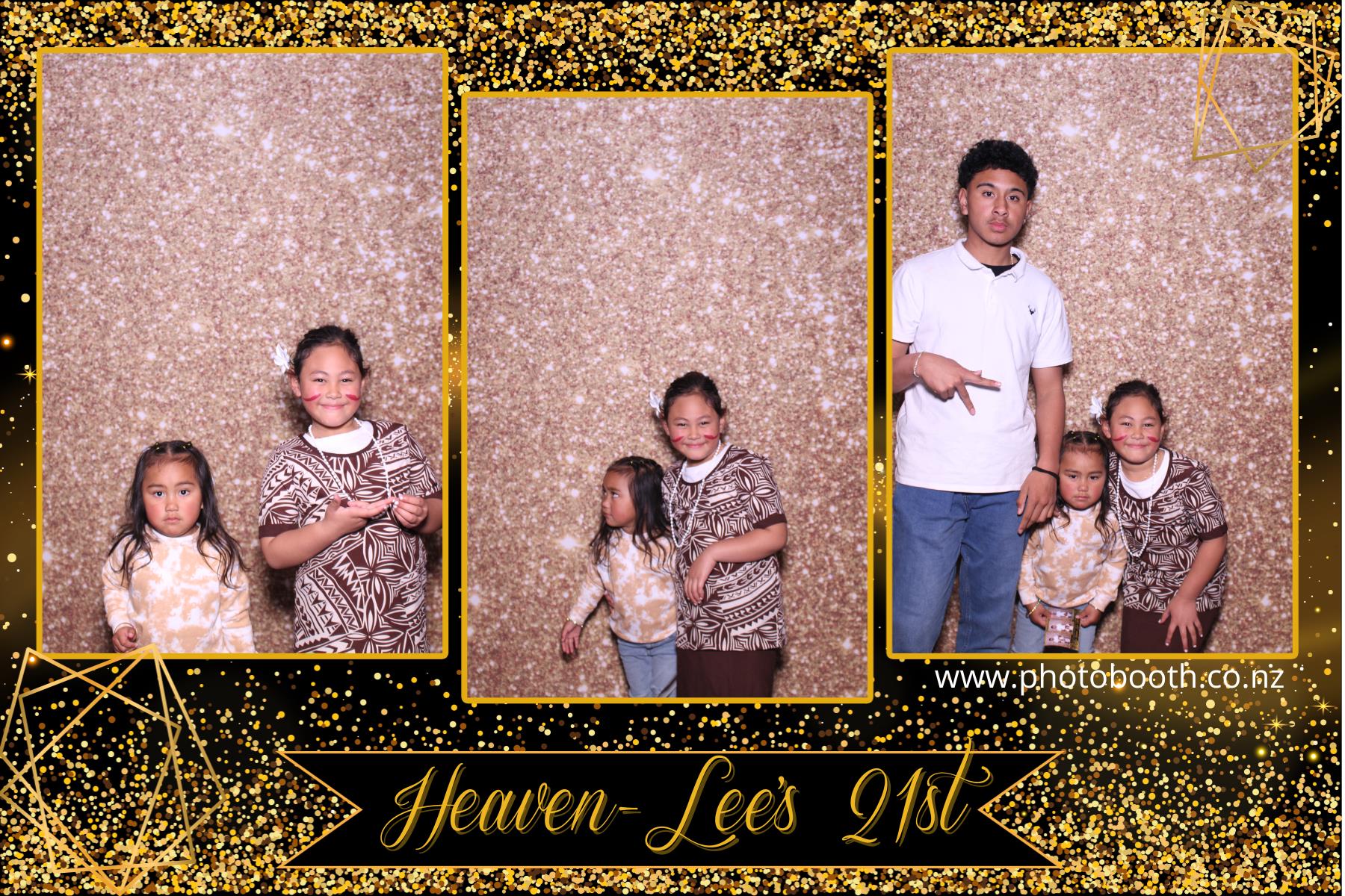 Heaven-Lee's 21st | View more photos from the event at gallery.photobooth.co.nz/u/SelfieCentral/Heaven-Lees-21st